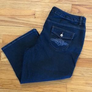 Sonoma | Dark Wash Jean Capris Petite Plus 16P